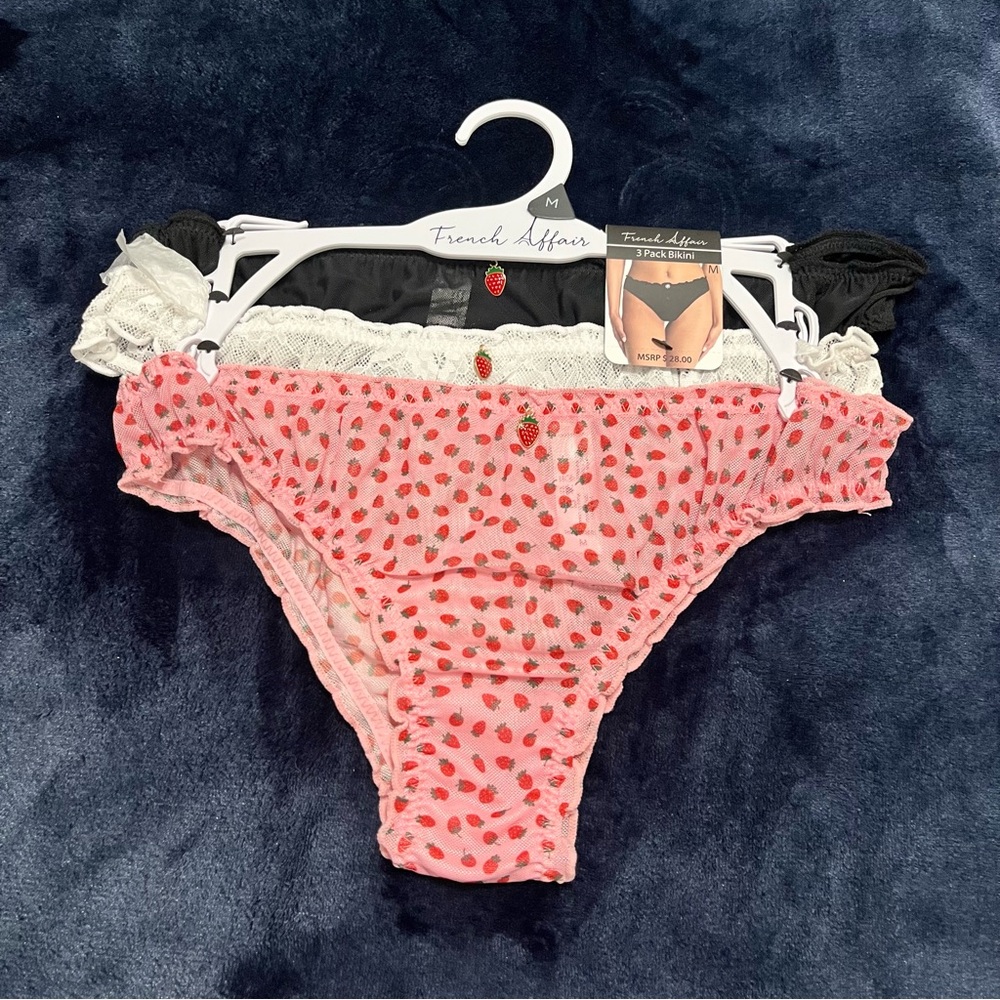 French Affair 3-pack of bikini-style underwear size M NWT